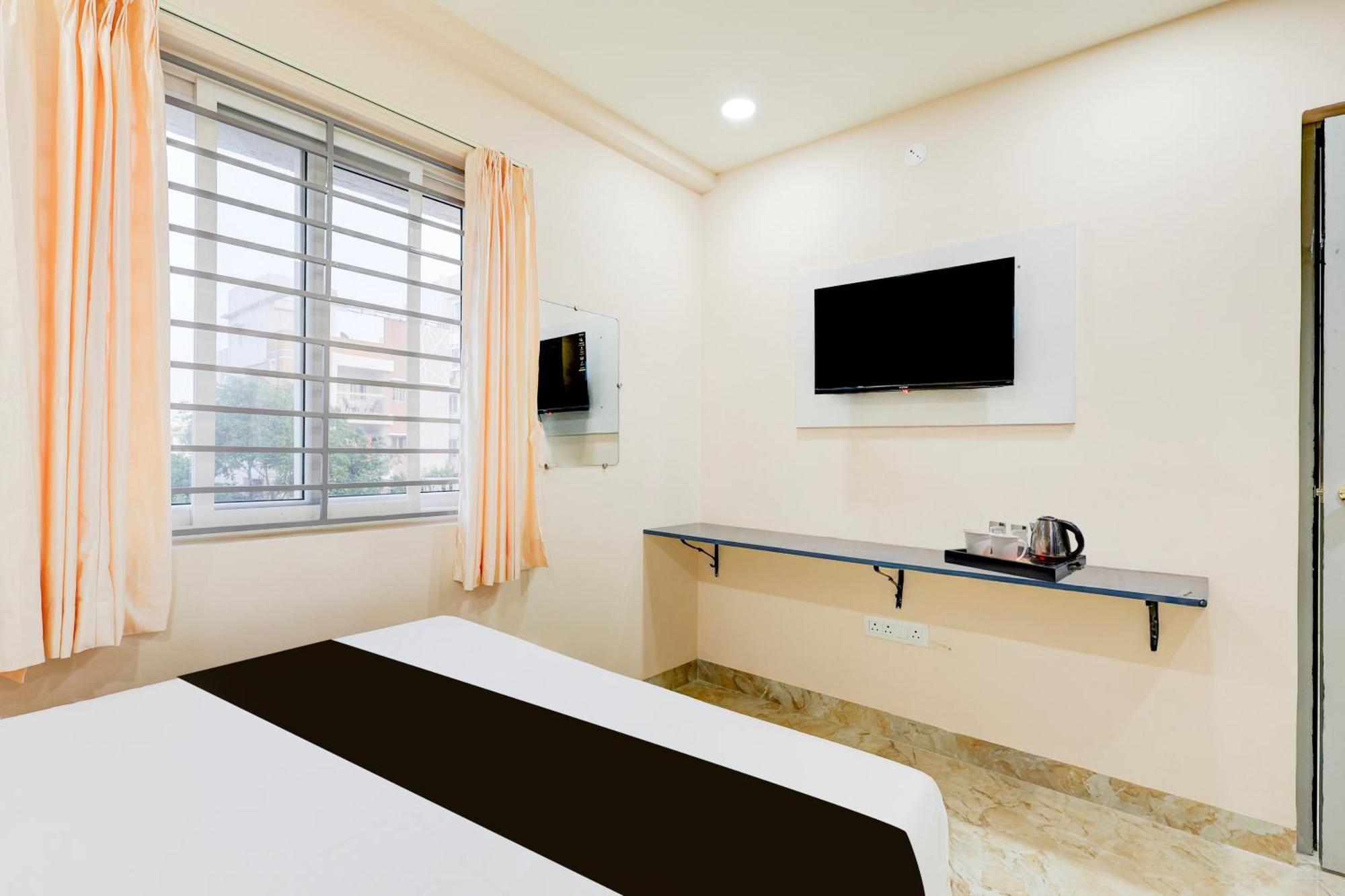 Super Townhouse Mvp Sector With Kailasagiri Hill View Pedda Waltair Екстер'єр фото