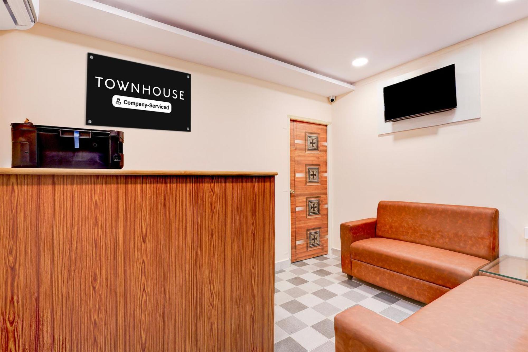 Super Townhouse Mvp Sector With Kailasagiri Hill View Pedda Waltair Екстер'єр фото